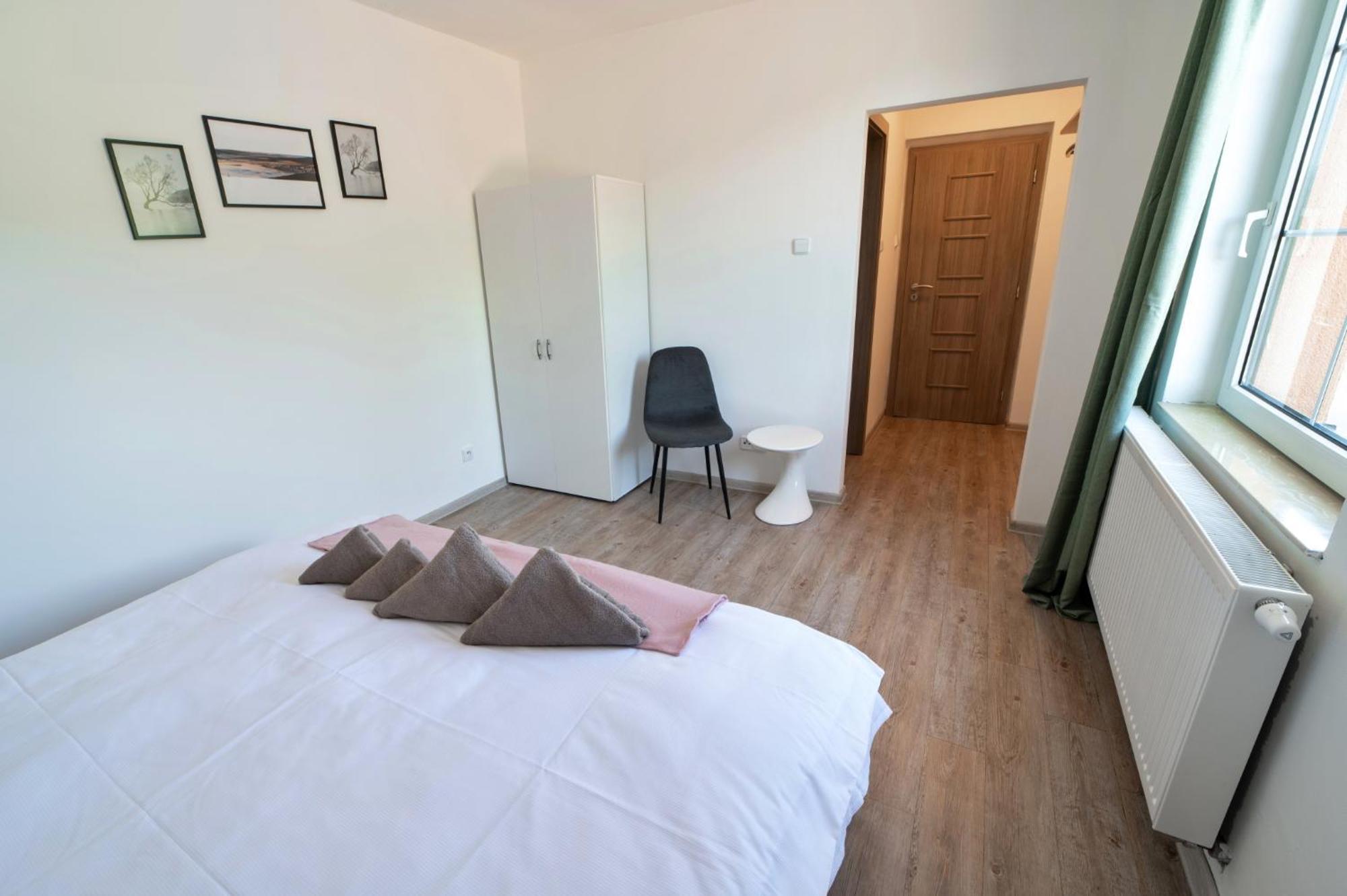 Formule Hotell Perštejn Exteriör bild
